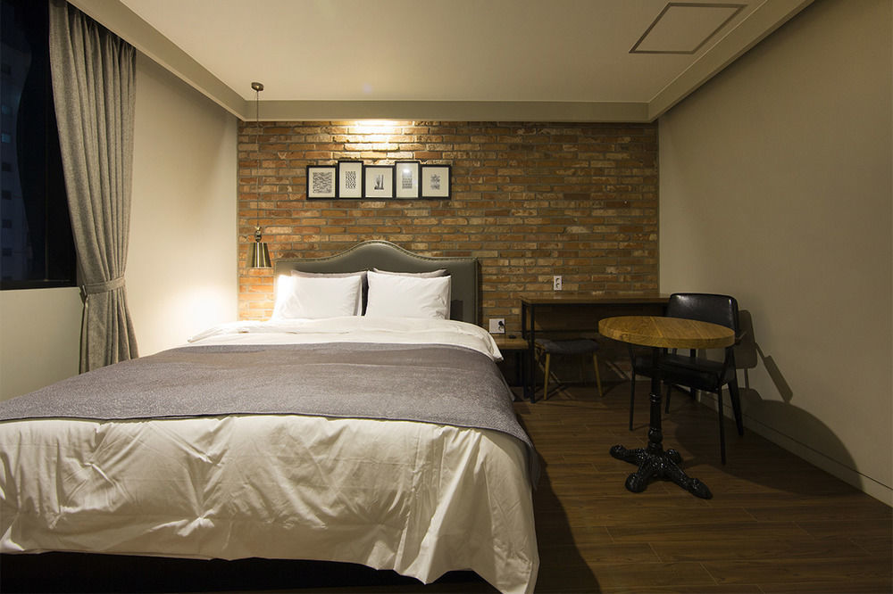 Hotel Brown Dot Gimhae المظهر الخارجي الصورة