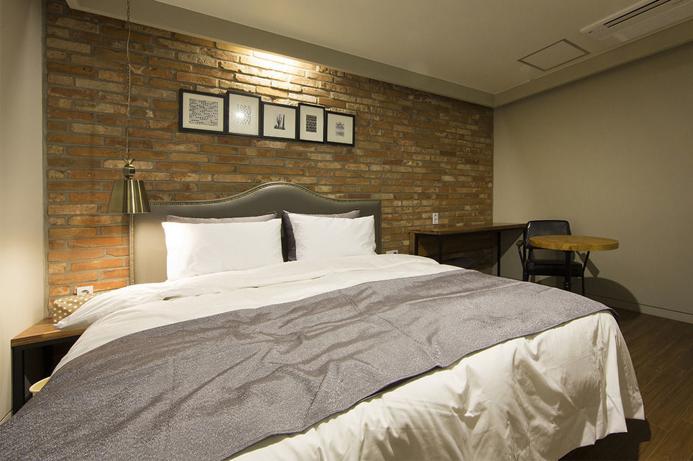 Hotel Brown Dot Gimhae المظهر الخارجي الصورة