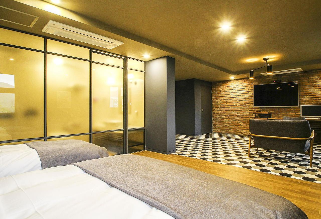 Hotel Brown Dot Gimhae المظهر الخارجي الصورة
