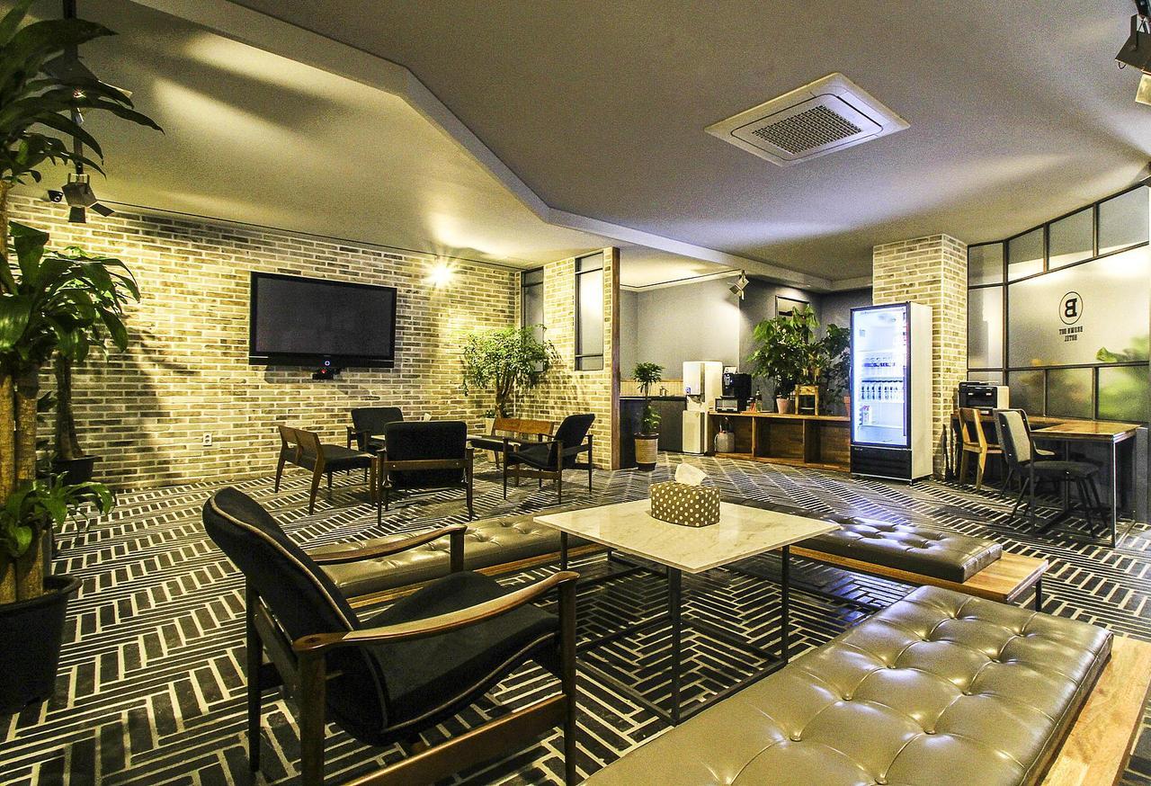 Hotel Brown Dot Gimhae المظهر الخارجي الصورة