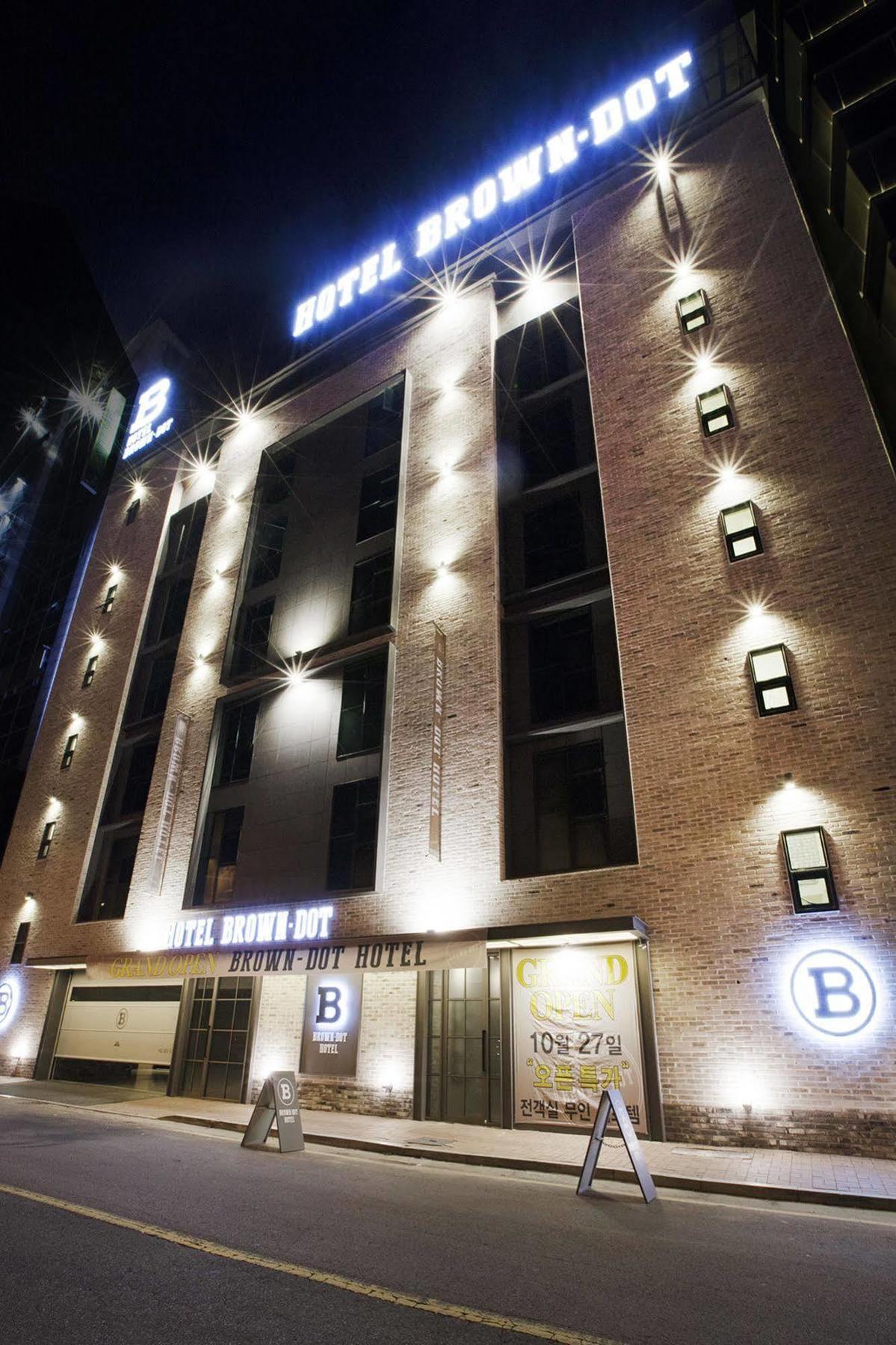 Hotel Brown Dot Gimhae المظهر الخارجي الصورة
